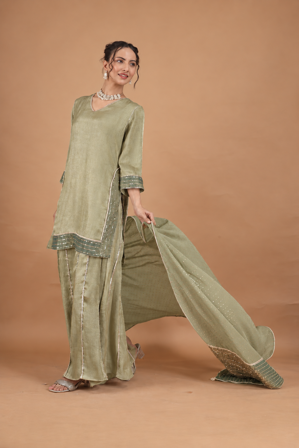 Green Zari Embroidered Kurta Set  - Set of 2