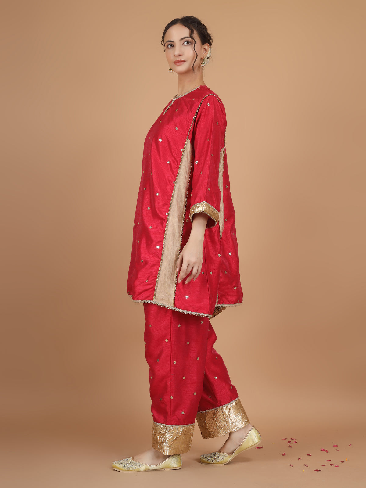 Rose Red Embroidered Kurta Set - Set of 2