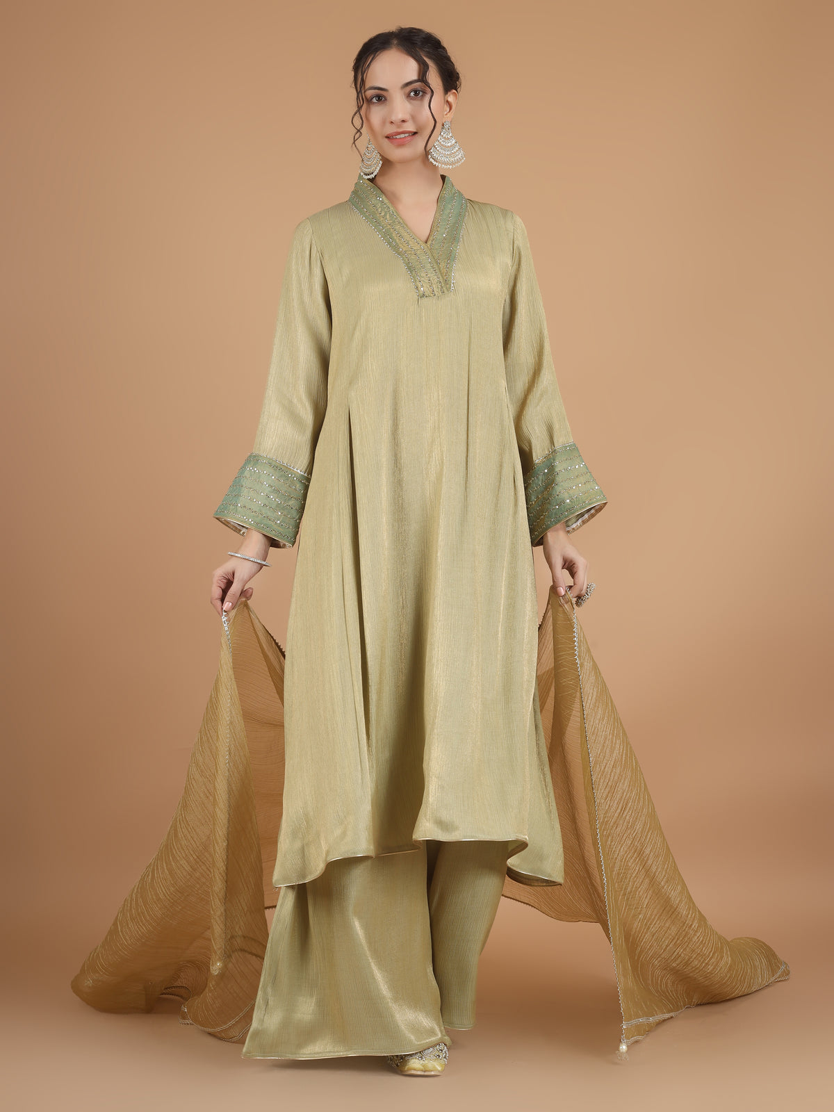 Green Lotus Charm Kurta Set with Dupatta - Set of 3